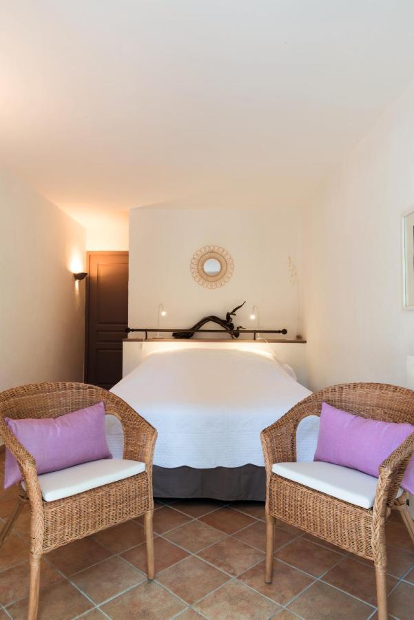 Bastide De Fave Bed & Breakfast Brue-Auriac Exterior photo